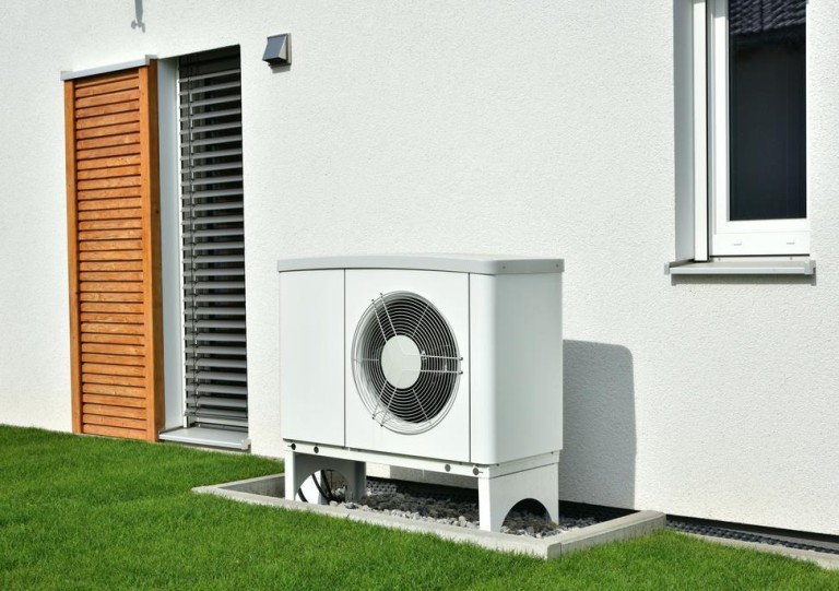 Installation de PAC à Combs-la-Ville : comment réduire vos factures d'énergie